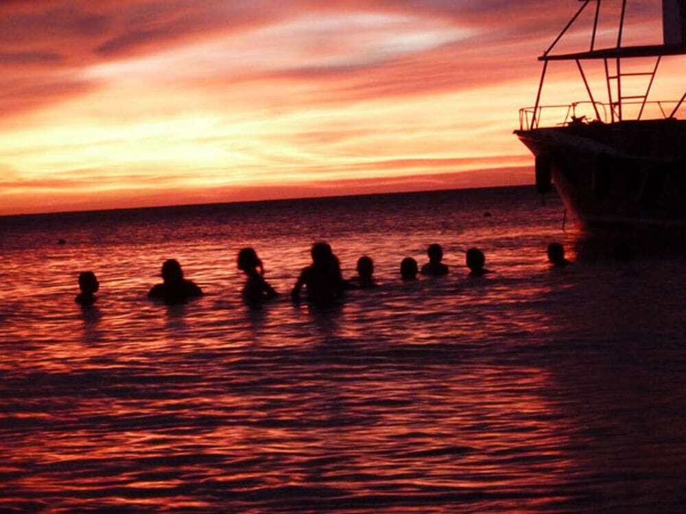 Bananarama Beach, Roatan - Food Gypsy