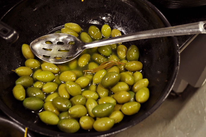 La Bottega, Olives