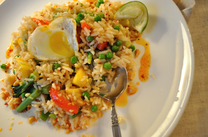 Thai Freid Rice, breaking the egg