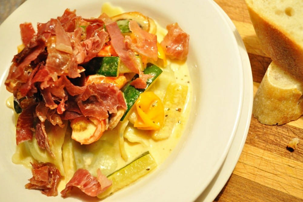 Mushrooms, Zucchini & Cherry Tomatoes in Cream Sauce w/ Crispy Prosciutto - Food Gypsy