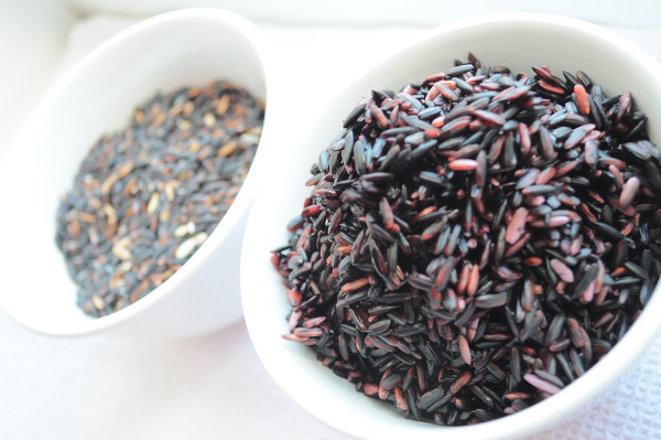 Black Rice, dry & soaked - Food Gypsy