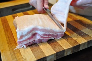 Pork Belly, removing the crackling - Food Gypsy