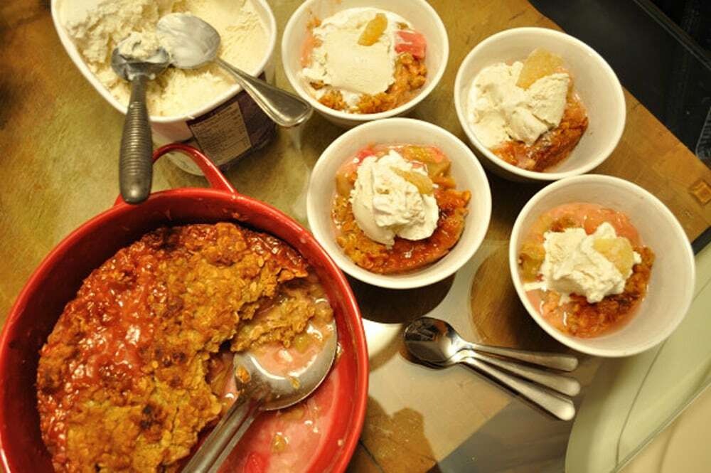 Rhubarb Ginger Crisp - Food Gypsy