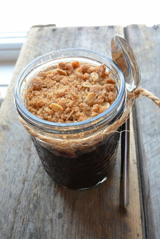 Pie in a Jar, Crumble topped - Food Gypsy