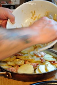 Tartiflette, top with potatoes, bacon & onions - FG